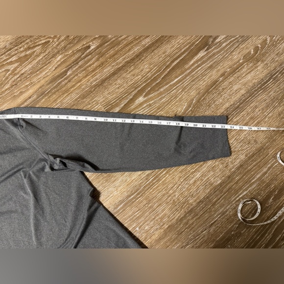 Gray Long Sleeve T Shirt All in Motion Men's Size XL Logo on Arm EUC - Picture 4 of 6